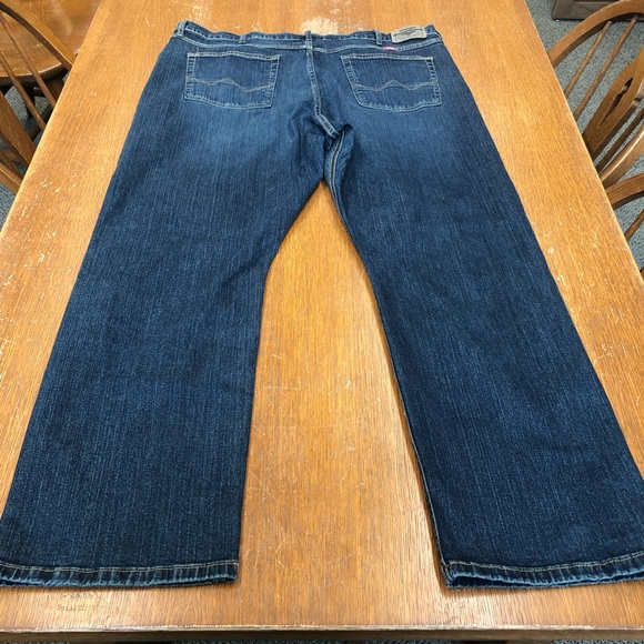 Wrangler 42x30 Relaxed Fit Bootcut Men’s Jeans - Picture 9 of 9